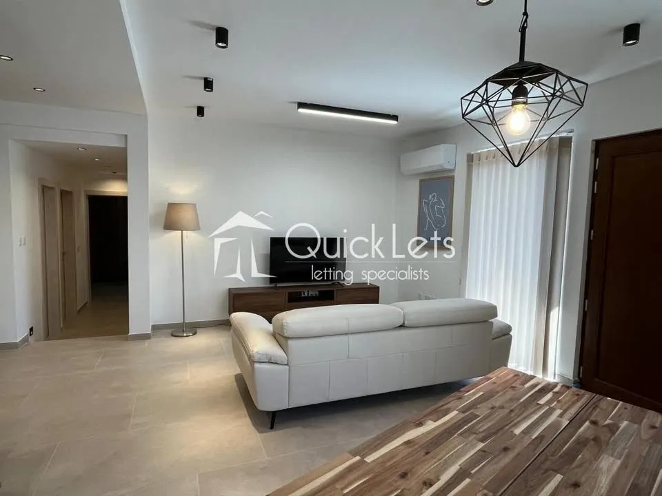 Bright and spacious three-bedroom, two-bathroom elevated maisonette for rent in Mosta