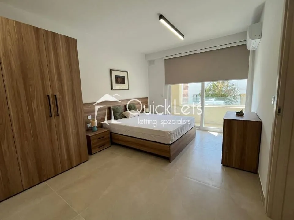 Bright and spacious three-bedroom, two-bathroom elevated maisonette for rent in Mosta