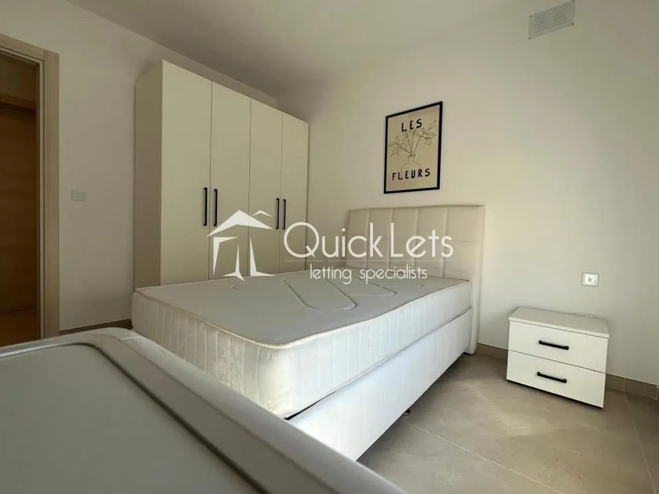 Bright and spacious three-bedroom, two-bathroom elevated maisonette for rent in Mosta