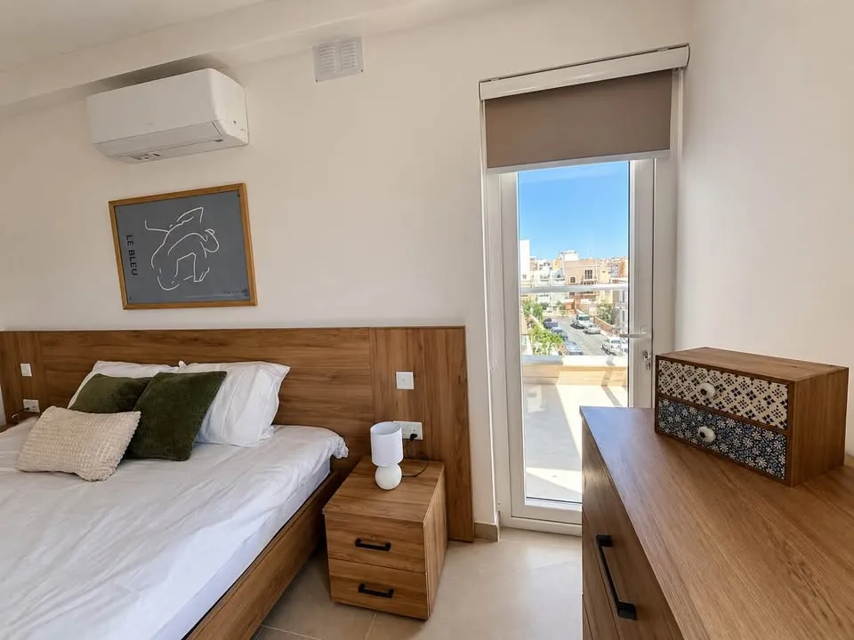 Mosta - Brand New bright and modern 3-bedroom Apartment with 2-bathrooms