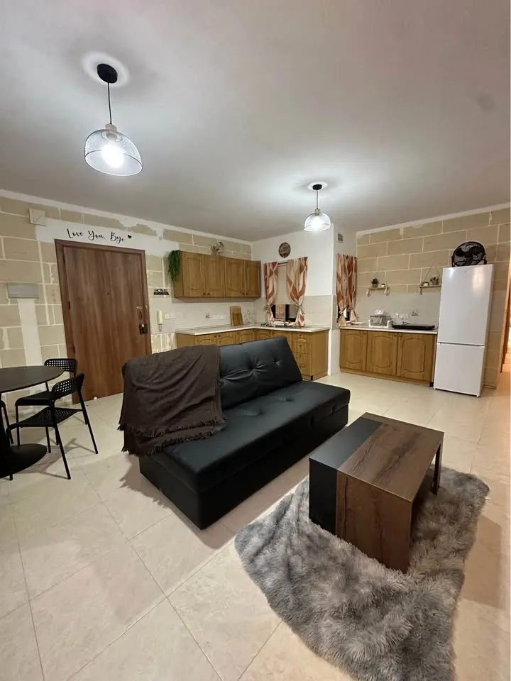 3 bedroom apartment available in Msida