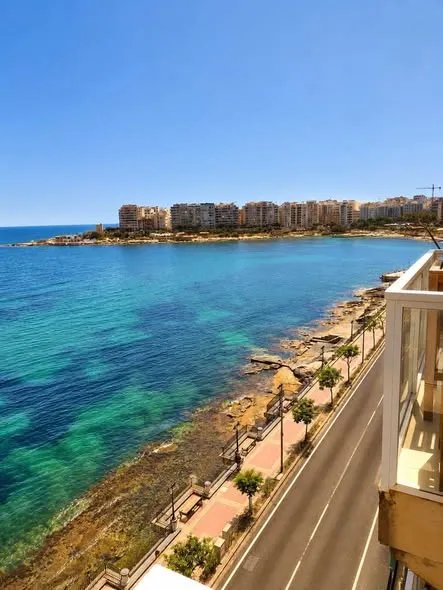 Seafront 2-Bed Apartment for Rent St Julian’s!