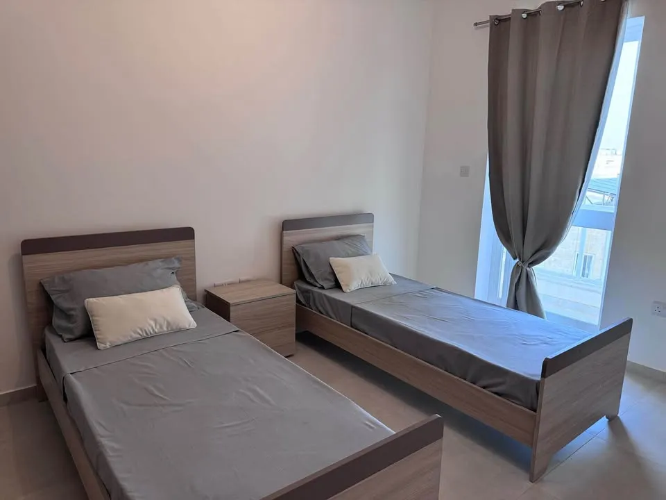 Newly Finished 3 Bed 2 Bath