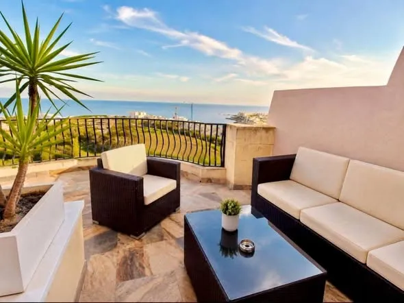 MARSASKALA LOVELY PET FRIENDLY SEA VIEW PENTHOUSE