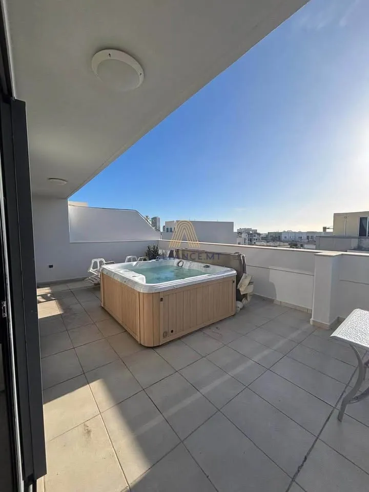 SWIEQI PENTHOUSE