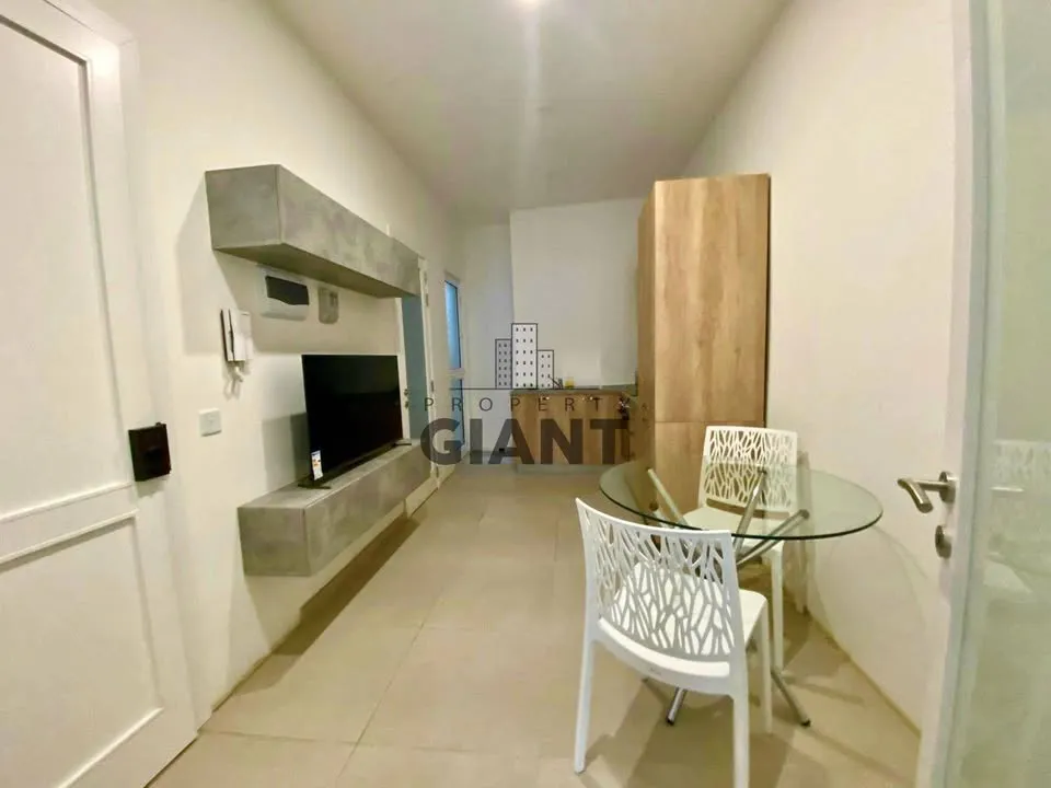 1 Bedroom Seafront Apartment with Sea View