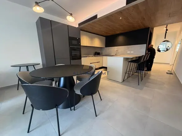 2-Bedroom Apartment in Swieqi