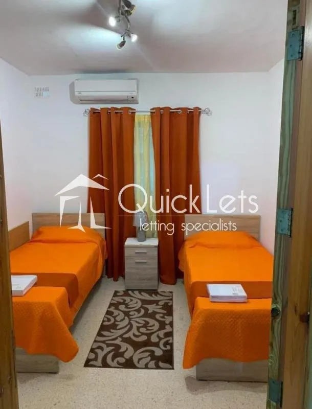 ST. PAUL'S BAY | 2-Bedroom Apartment Close to the Sea
