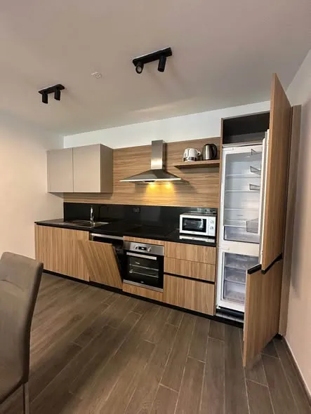 Modern 2-Bedroom Apartment in Smart Block