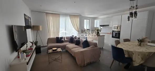 Modern 3-bedroom apartment in Gzira