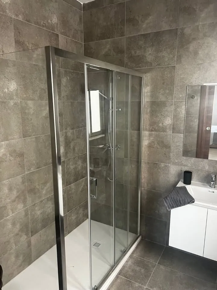 Modern 2 bed and 2 bath PENTHOUSE in Iklin