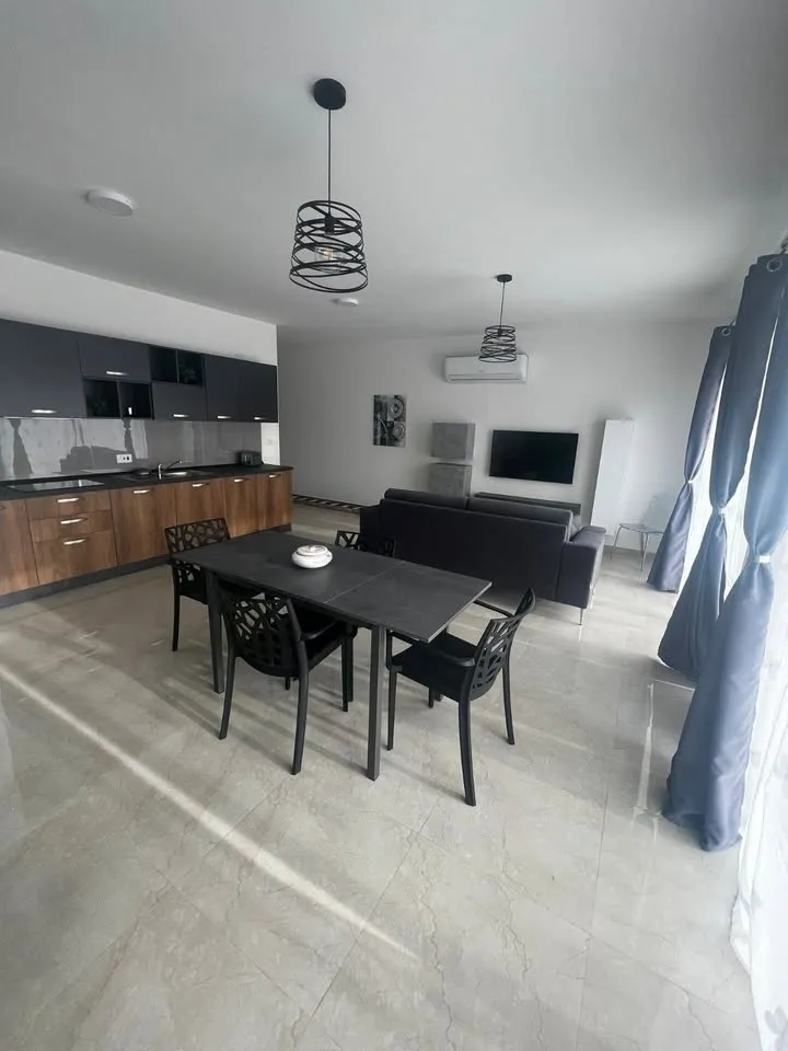 Modern 2 bed and 2 bath PENTHOUSE in Iklin