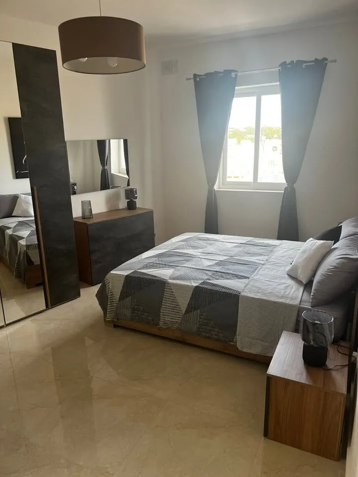Modern 2 bed and 2 bath PENTHOUSE in Iklin