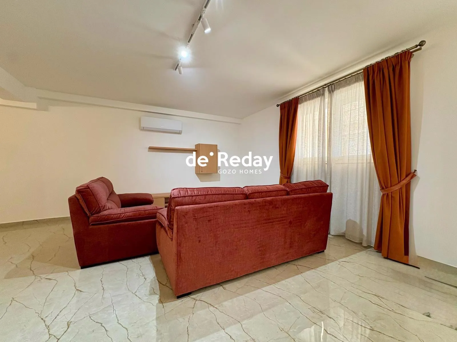 Brand New 3 Bedroom Maisonette in Victoria