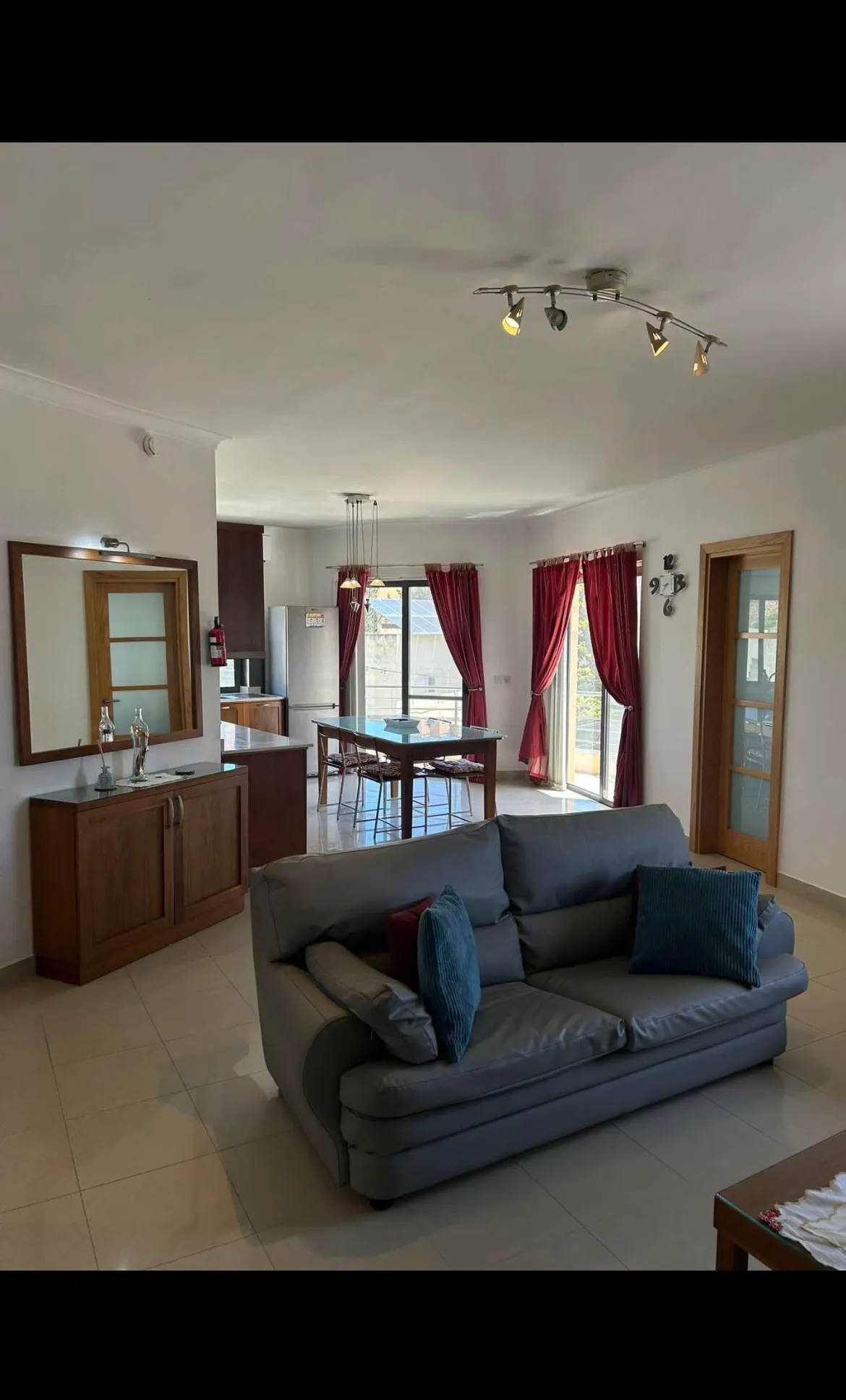 Spacious 2-bedroom apartment in Qala