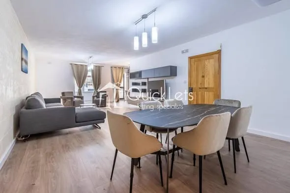 Sliema | Pet-Friendly 3-Bedroom Apartment