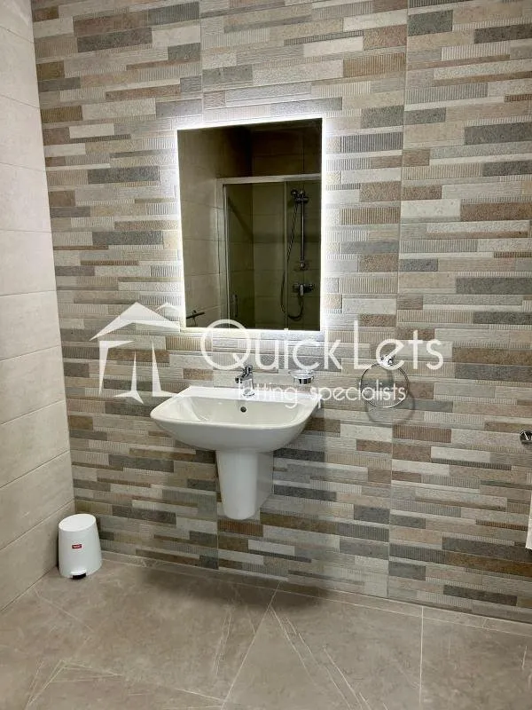 Three-bedroom, Two-bathroom penthouse in Marsaxlokk
