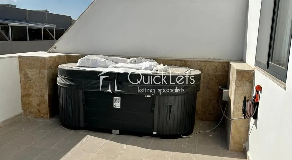 Three-bedroom, Two-bathroom penthouse in Marsaxlokk