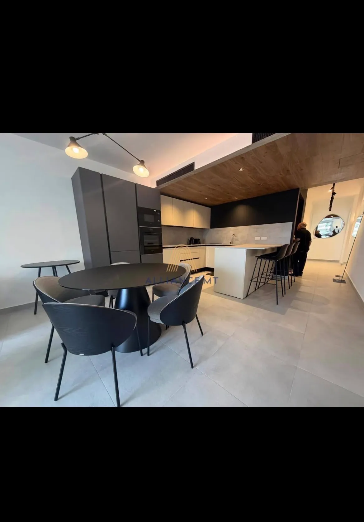SWIEQI | 2-Bedroom Apartment for rent