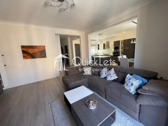 3 Bedroom Apartment in Pembroke