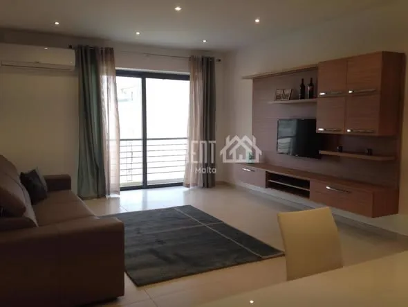 Modern three-bedroom apartment in Gzira