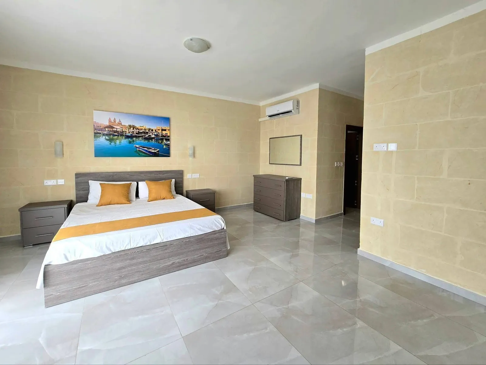 Spacious Brand New 3 Bedroom Apartment in Victoria with Lift & Air Conditioning