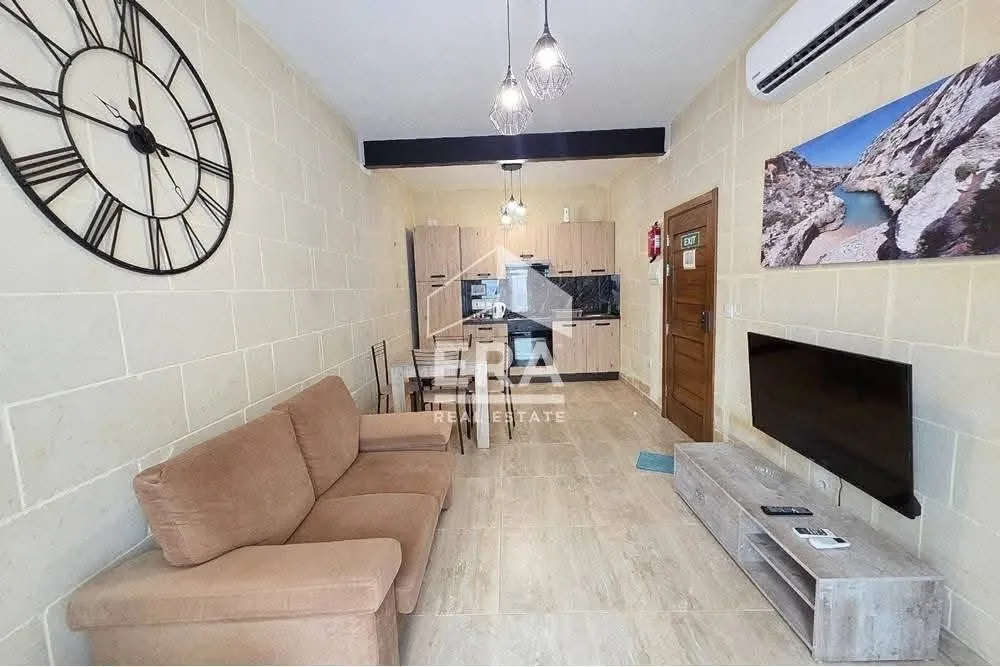 Modern 2-Bedroom Apartment