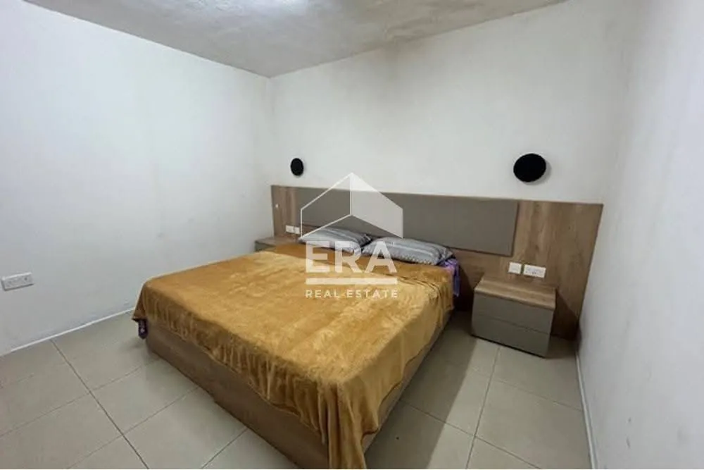 Modern 1 Bedroom Apartment