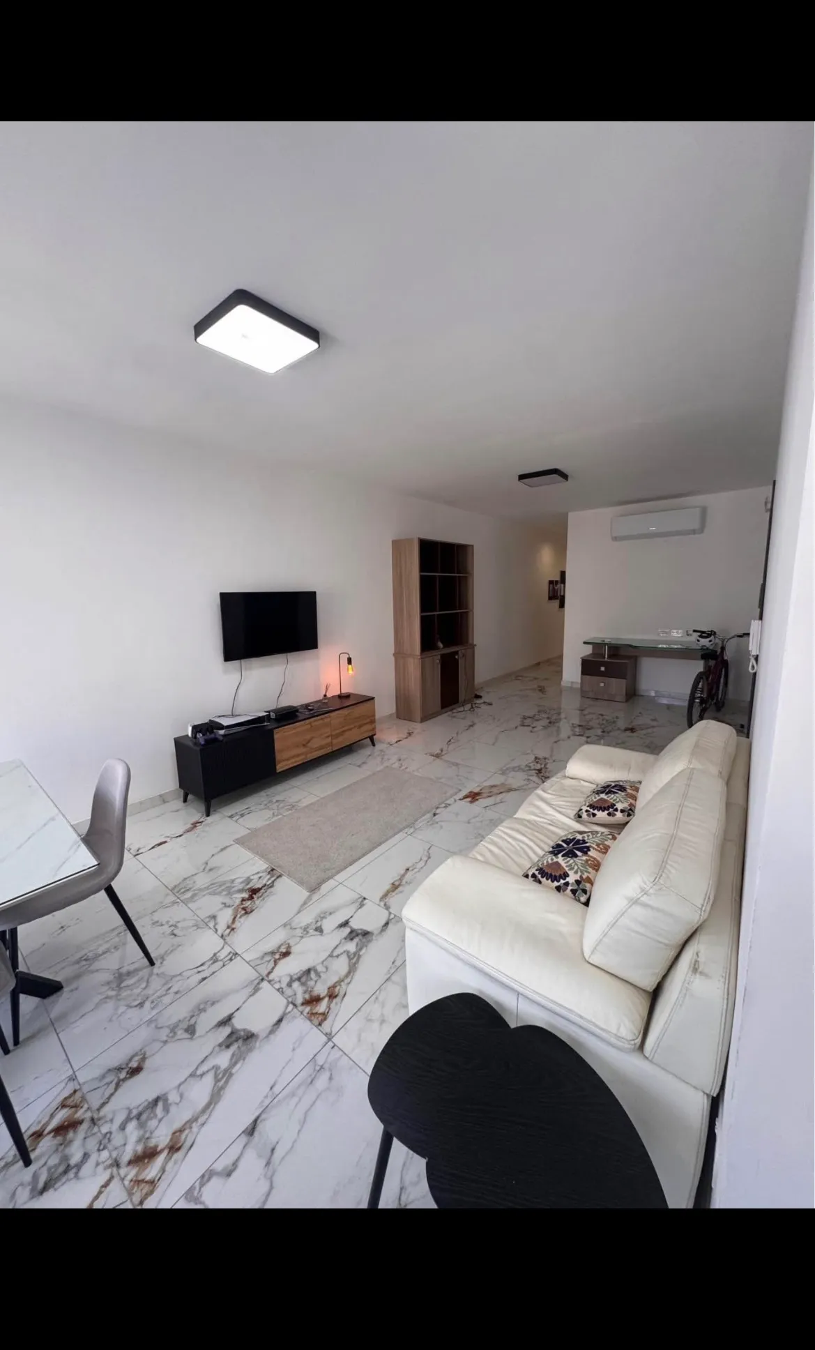 BRIGHT TWO DOUBLE BEDROOM APARTMENT IN ZURRIEQ EXCELLENT CONDITION