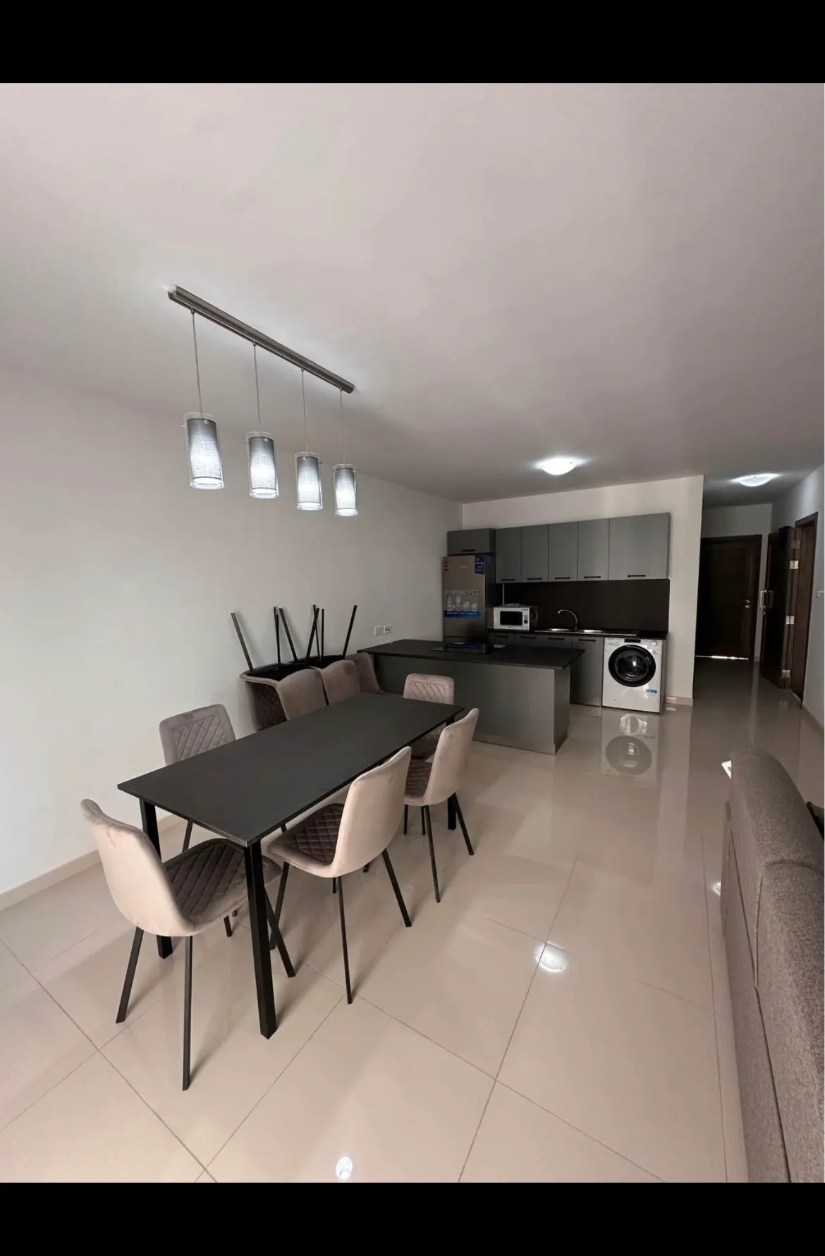 Modern 2 Bedroom + 2 bathroom apartment