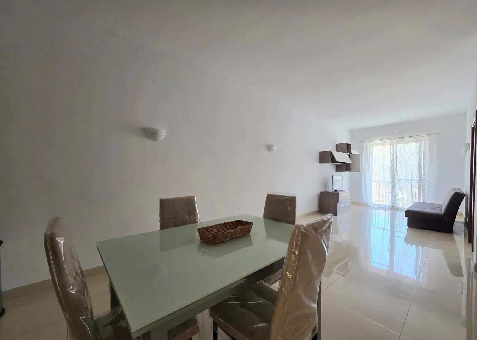 3 bedroom apartment in Marsalforn, Gozo