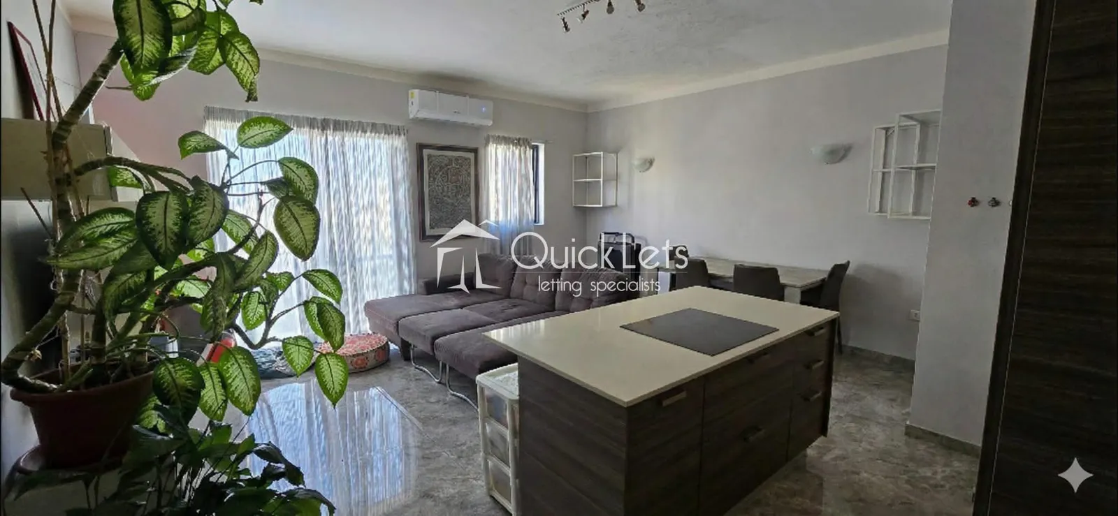 Modern three bedroom apartment in Victoria, Gozo