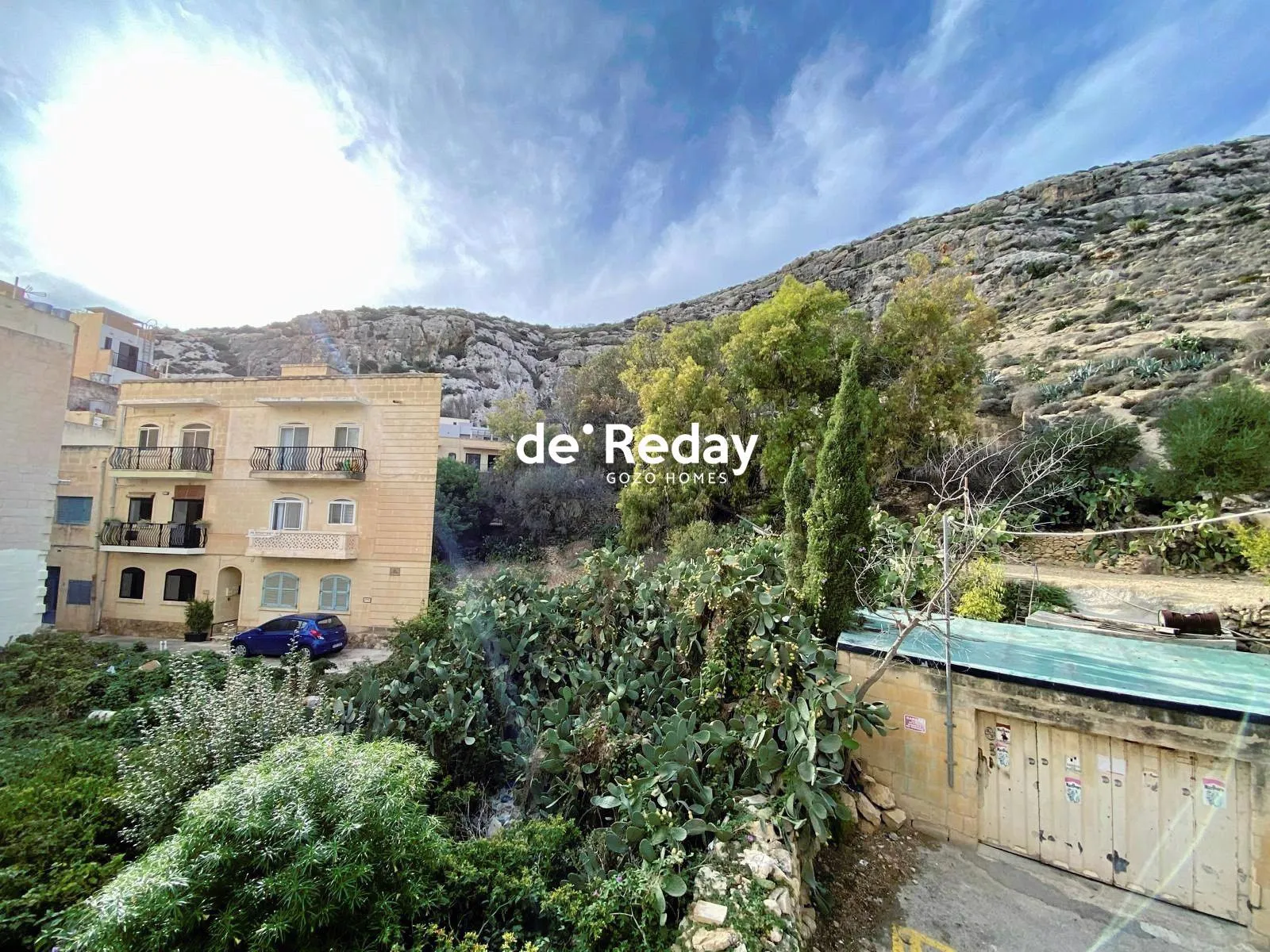 2 Bedroom Apartment in Xlendi near Seaside