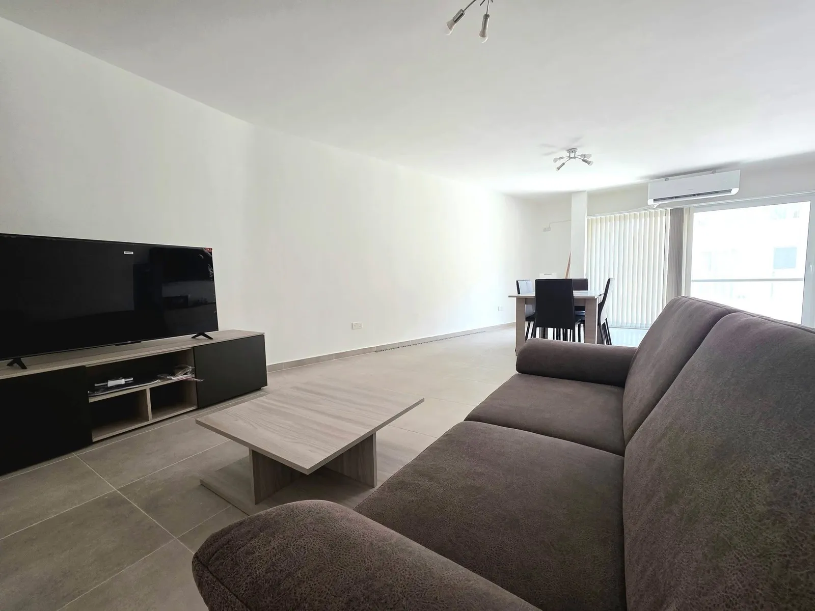 Sannat, brand new 2 bedroom apartment with optional interconnected garage