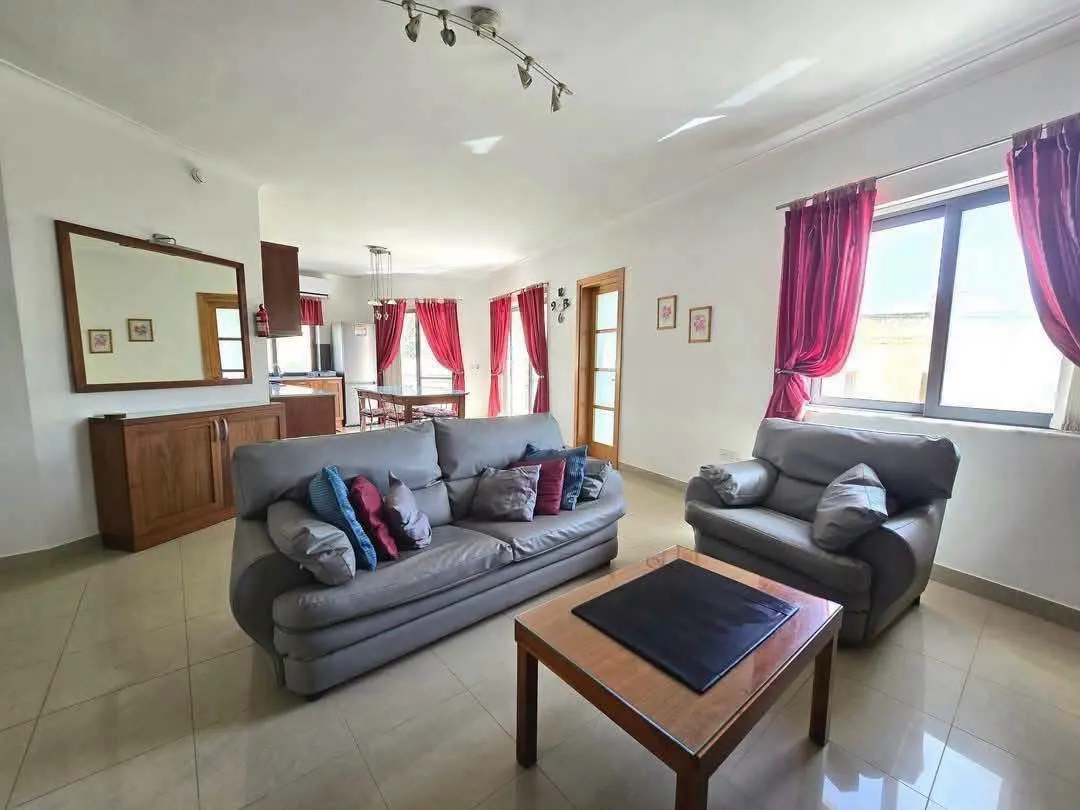 Qala, spacious corner 2 bedroom apartment for long let