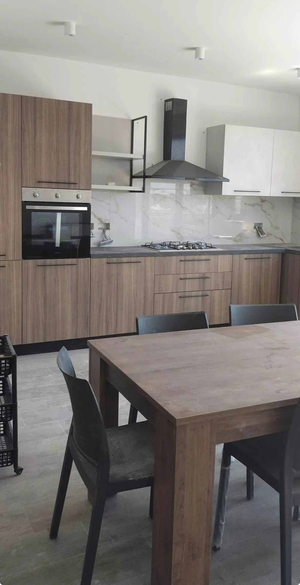 Bright and spacious 2-bedroom apartment