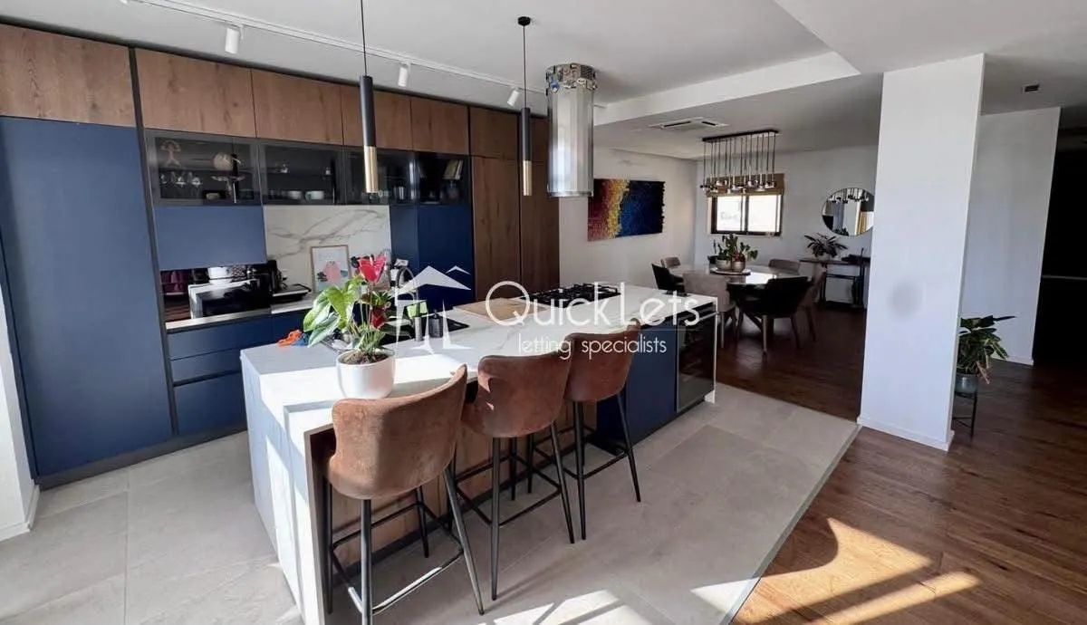 Luxury 2-Bedroom Designer Apartment in Sliema – Exiles