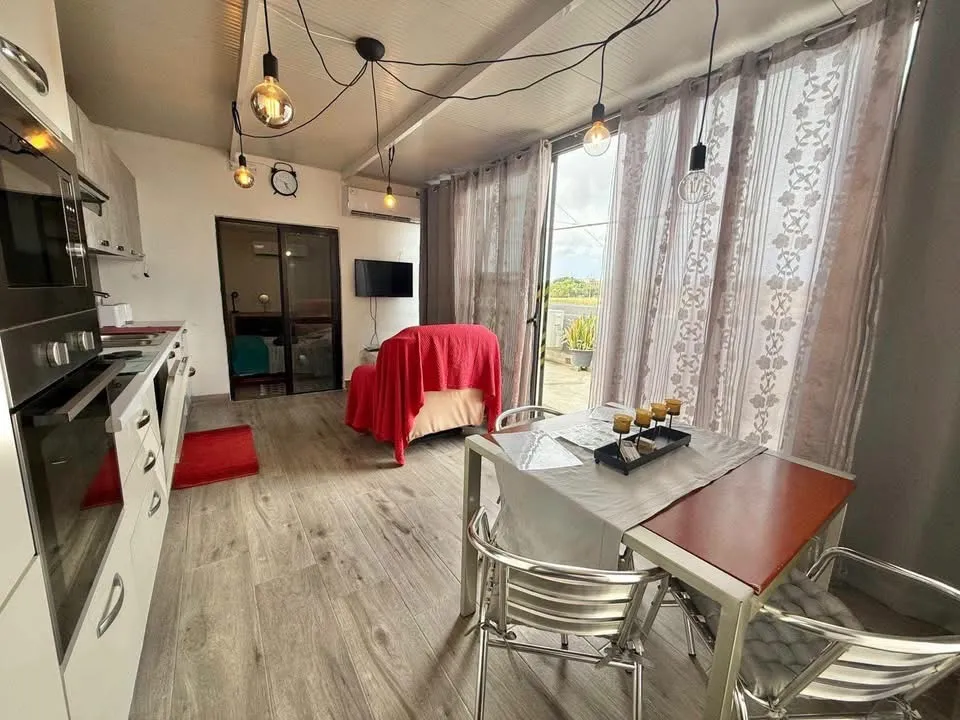 PAOLA | STUDIO PENTHOUSE | €950 | BILLS INCLUDED