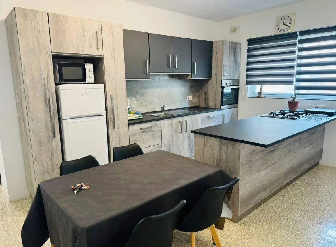 2-Bed Apartment in Qawra with Terrace