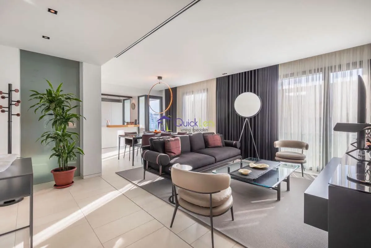 Ultra-Luxury 2-Bedroom Apartment in St. Julian's