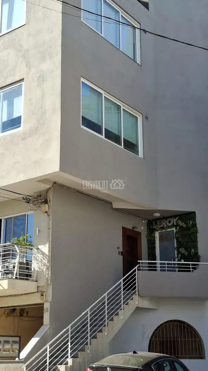 SWIEQI | 1-BEDROOM STUDIO APARTMENT
