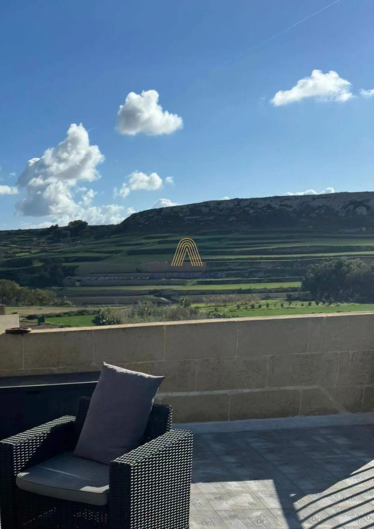 Modern Sunset-View Penthouse for Rent – San Lawrenz, Gozo