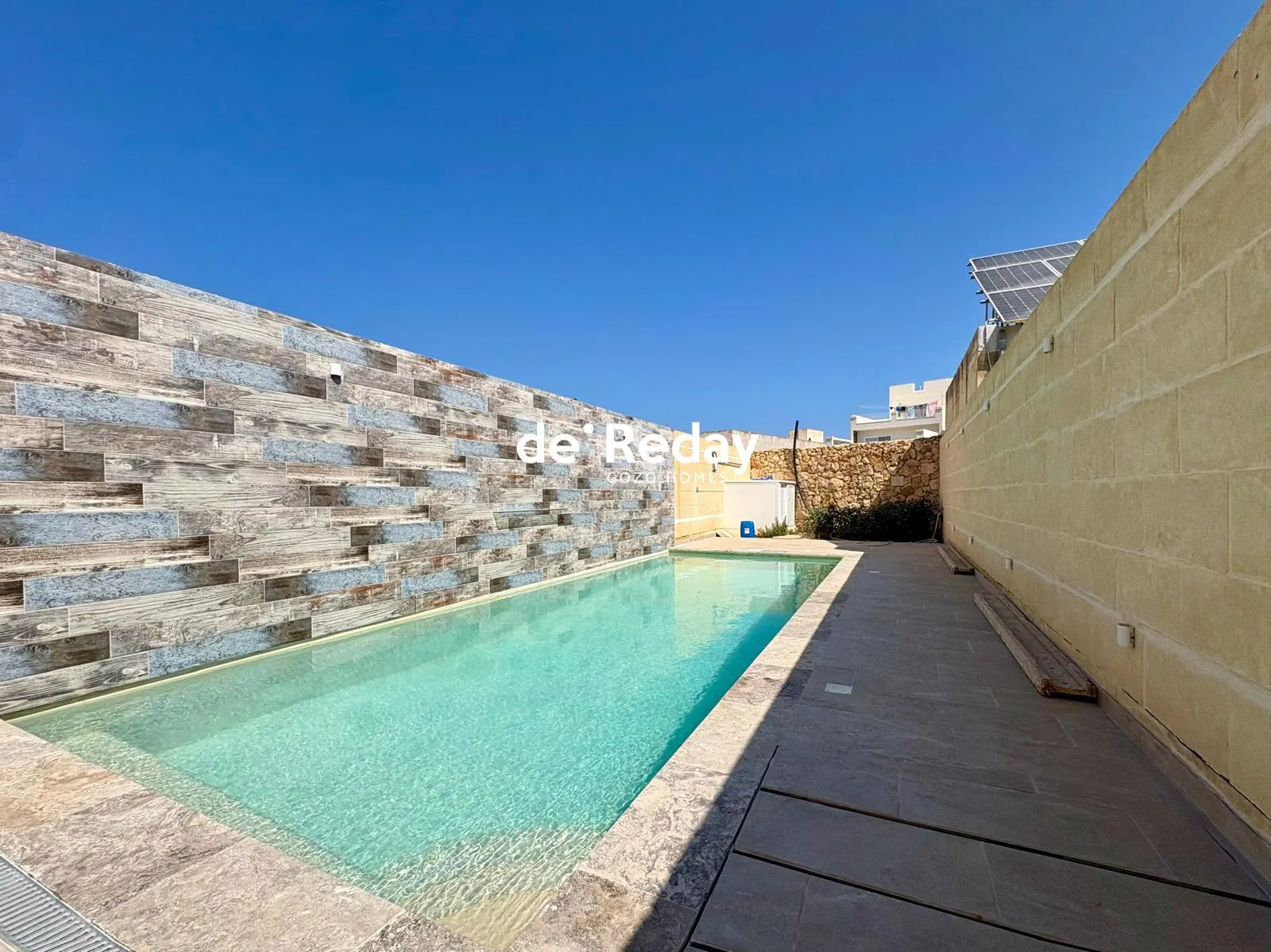 Brand New 3 Bedroom Apartment with Pool in Xewkija