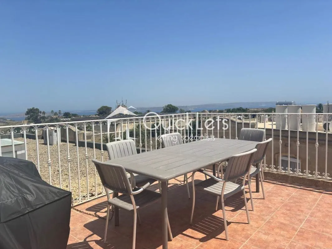 Modern 3-Bedroom Penthouse in Sannat, Gozo