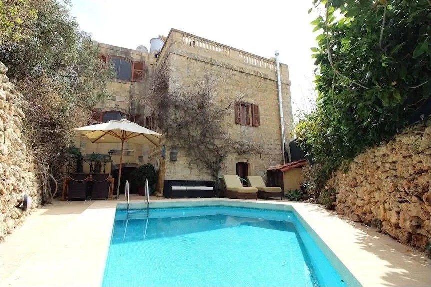 Cosy room in a charming traditional house in Xagħra