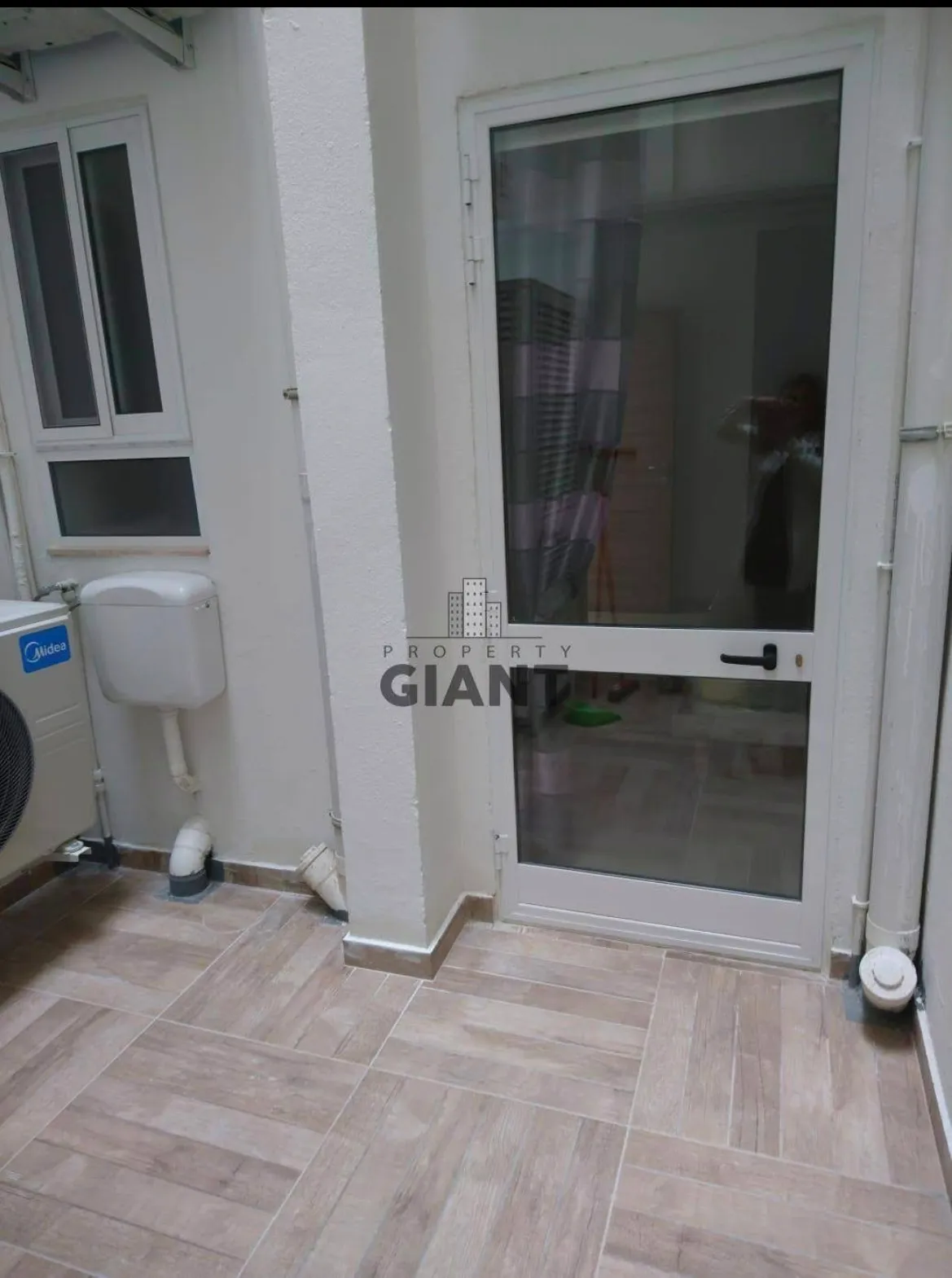 2-Bedroom, 2-Bathroom Maisonette in Msida