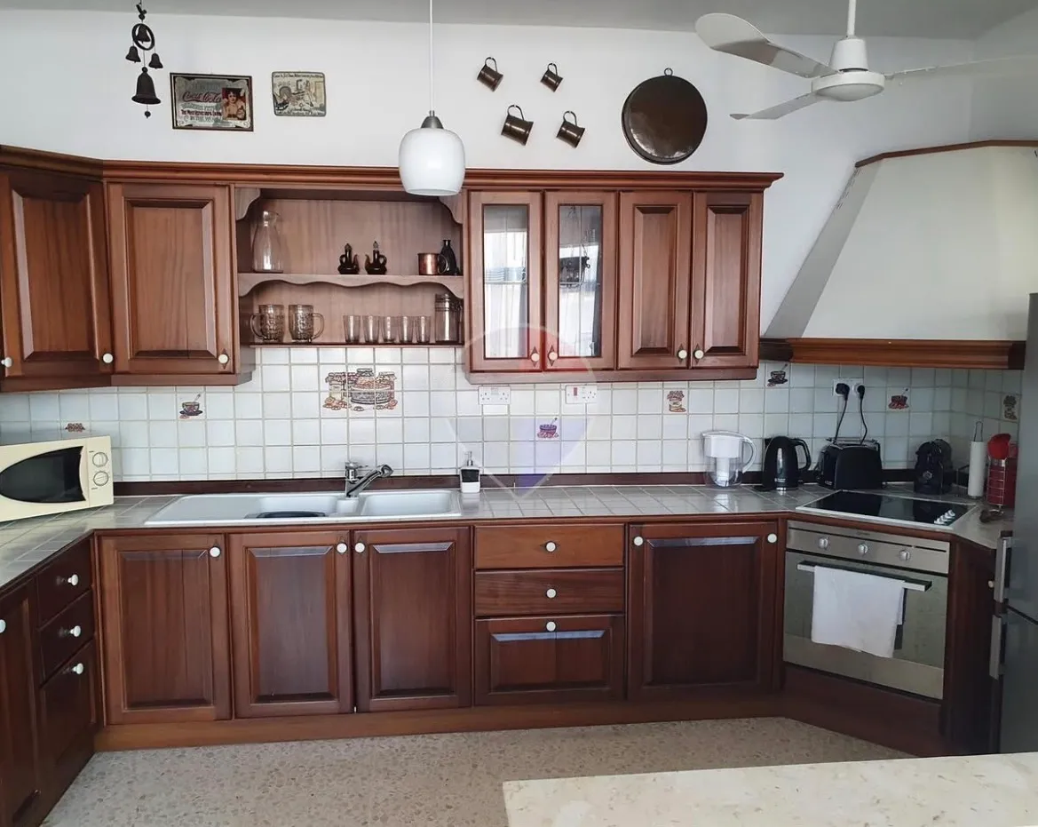 FAMILY HOME 3 BEDROOM APARTMENT GZIRA