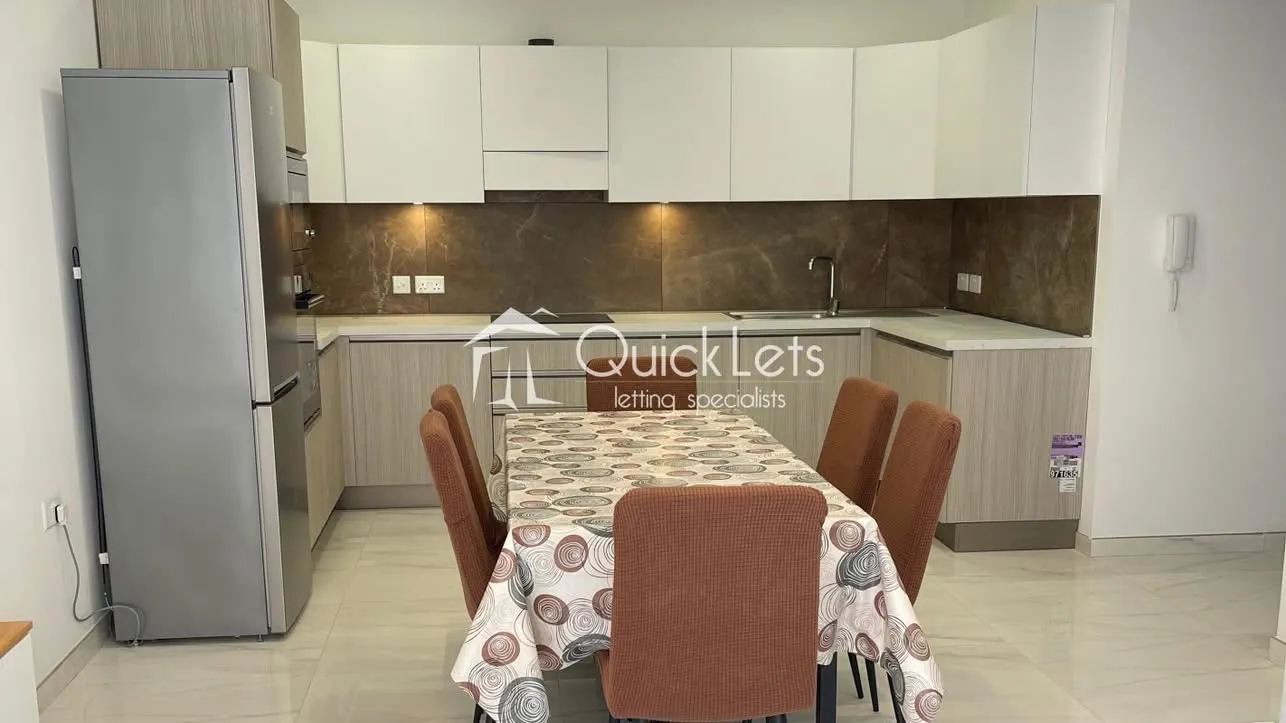 Rabat - Brand New Modern Maisonette