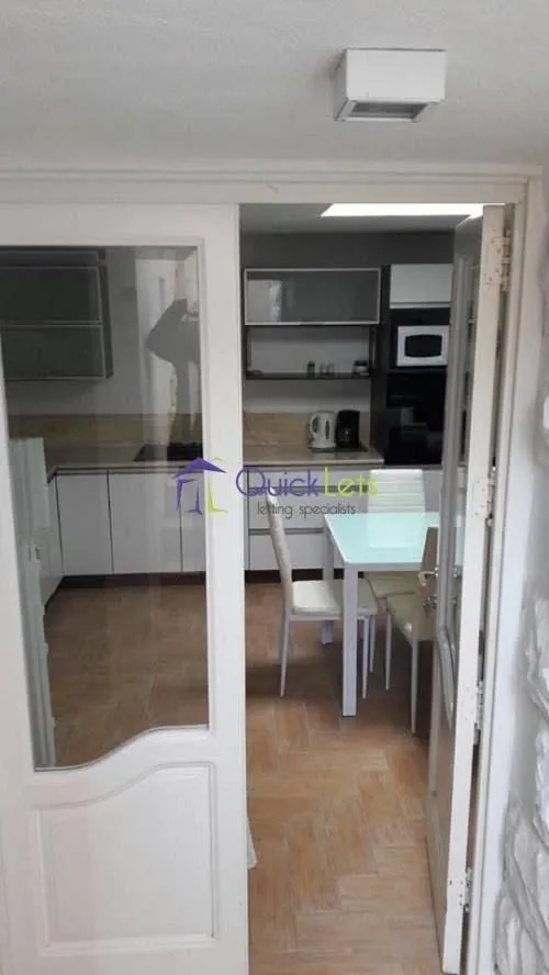 2 Bedrooms 1 Bathroom for rent in Qawra