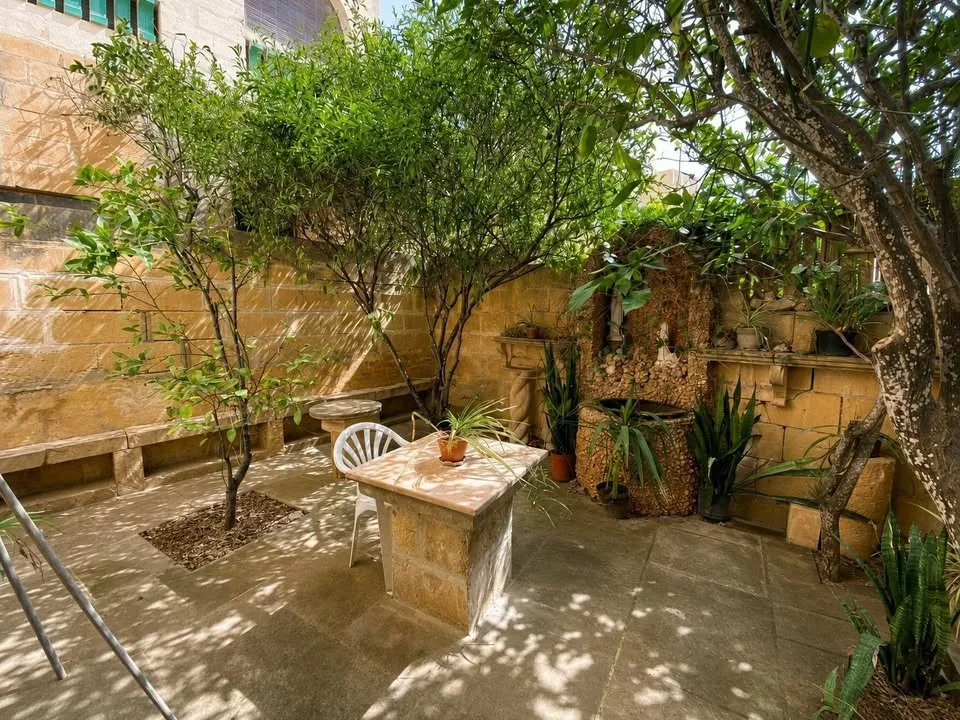 2 bedroom house in Qrendi